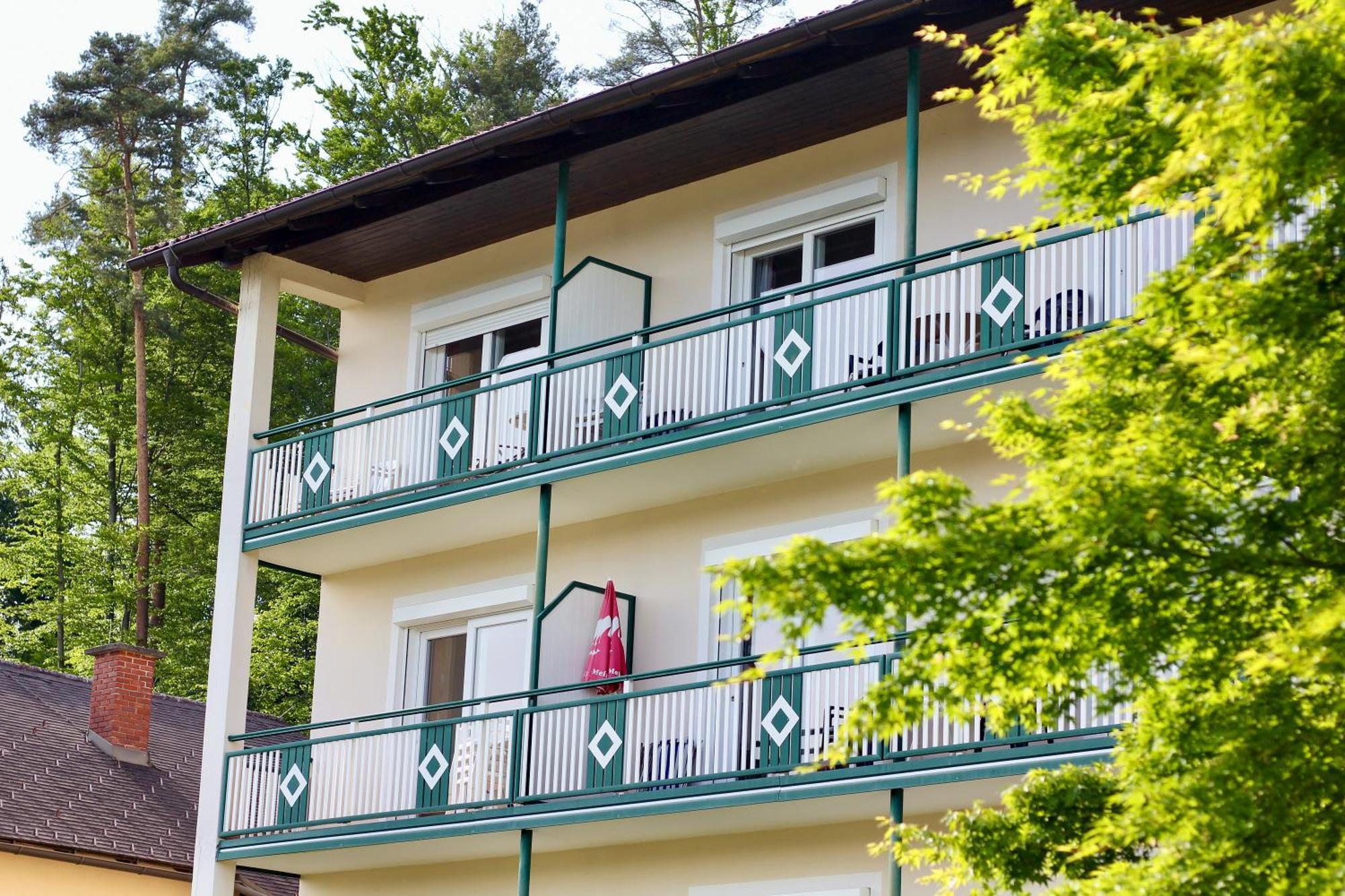 Self-Check In Apartmenthotel Seeglueck Пёрчах-ам-Вёртерзе Экстерьер фото