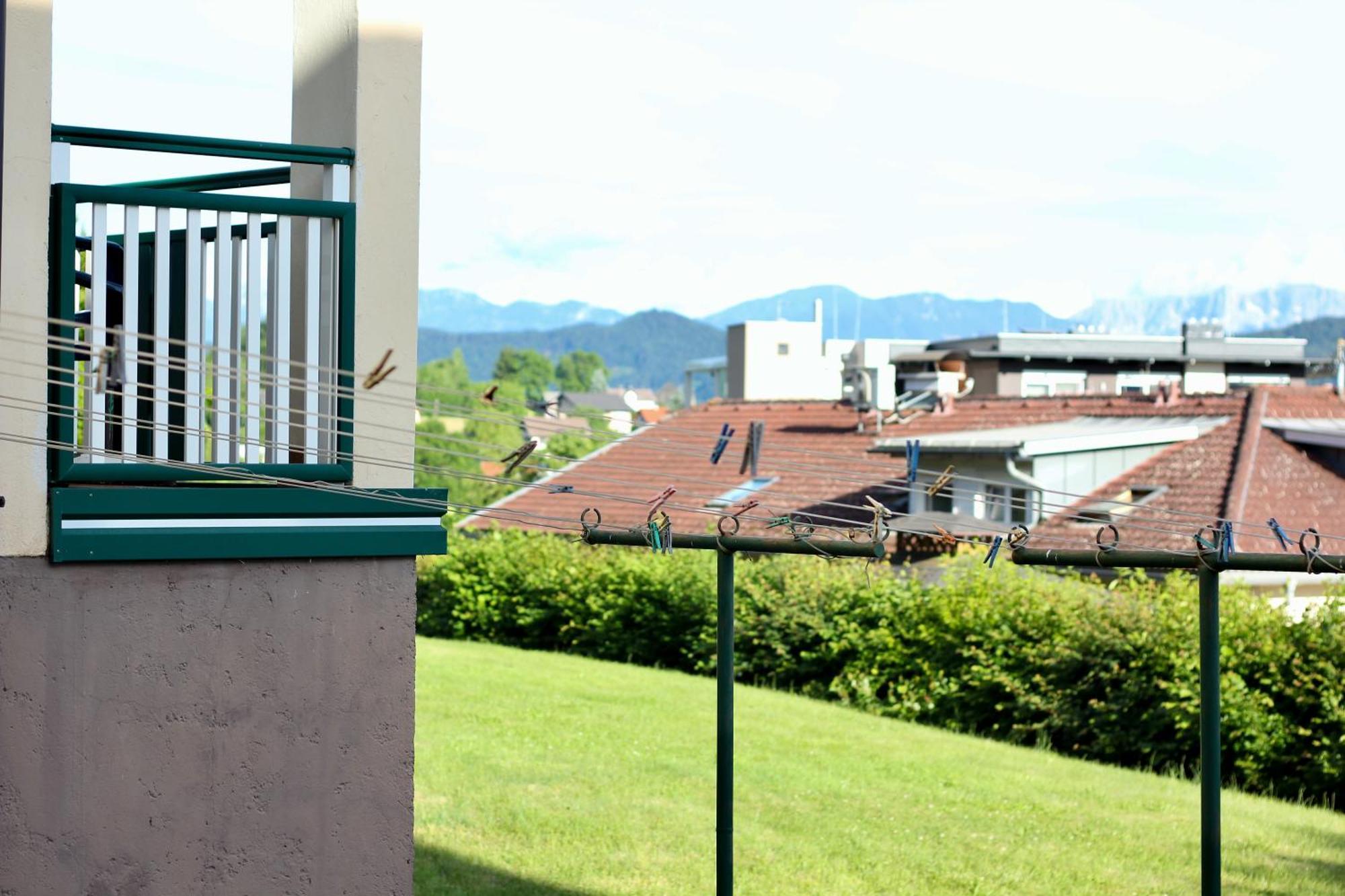 Self-Check In Apartmenthotel Seeglueck Пёрчах-ам-Вёртерзе Экстерьер фото