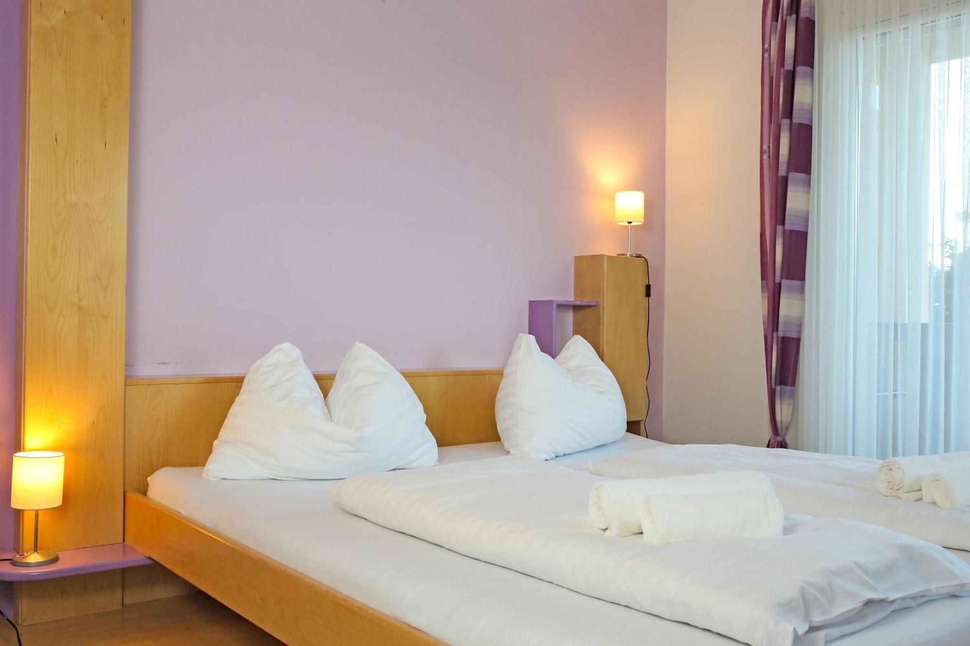 Self-Check In Apartmenthotel Seeglueck Пёрчах-ам-Вёртерзе Экстерьер фото