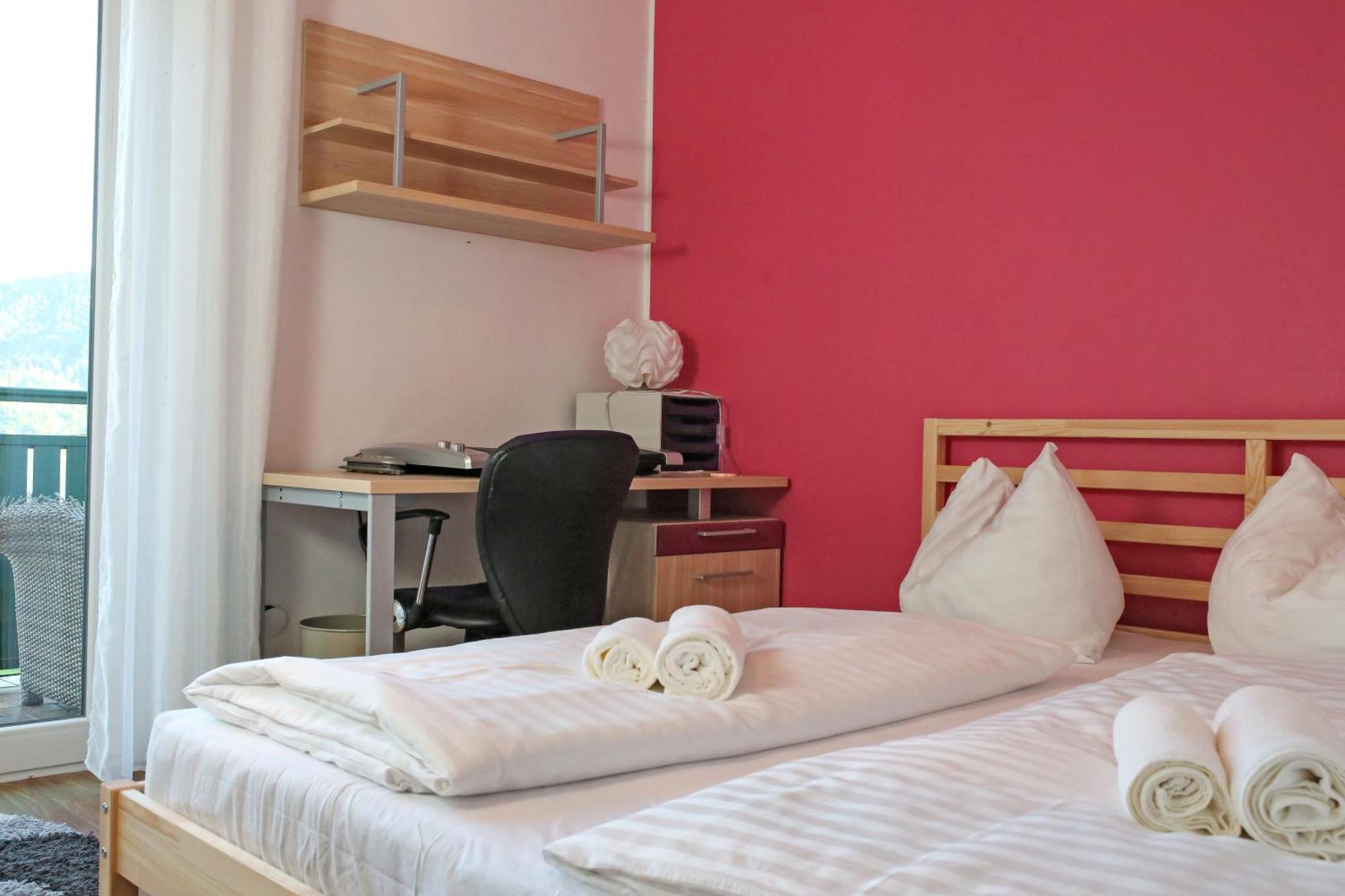 Self-Check In Apartmenthotel Seeglueck Пёрчах-ам-Вёртерзе Экстерьер фото