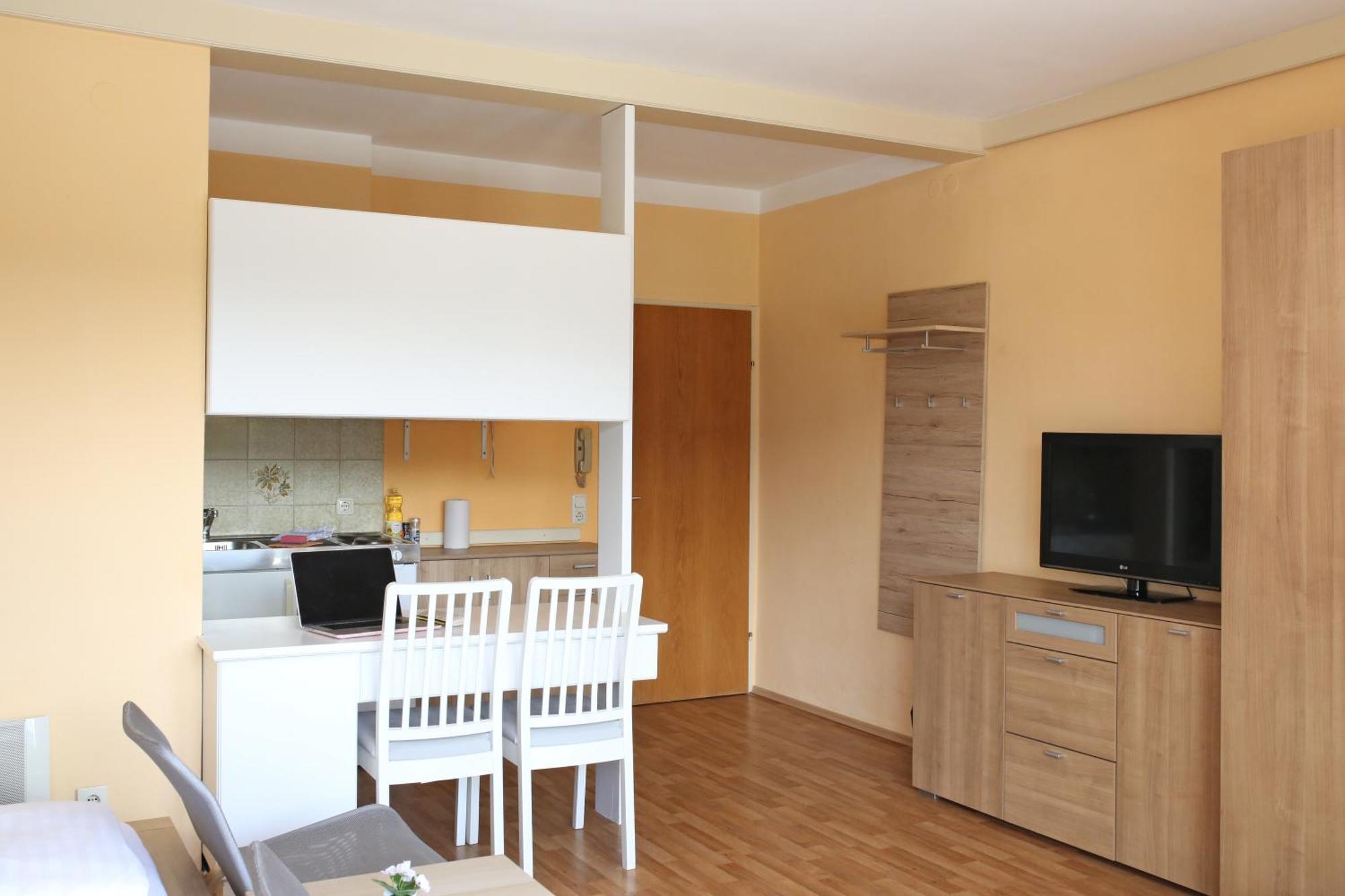 Self-Check In Apartmenthotel Seeglueck Пёрчах-ам-Вёртерзе Экстерьер фото