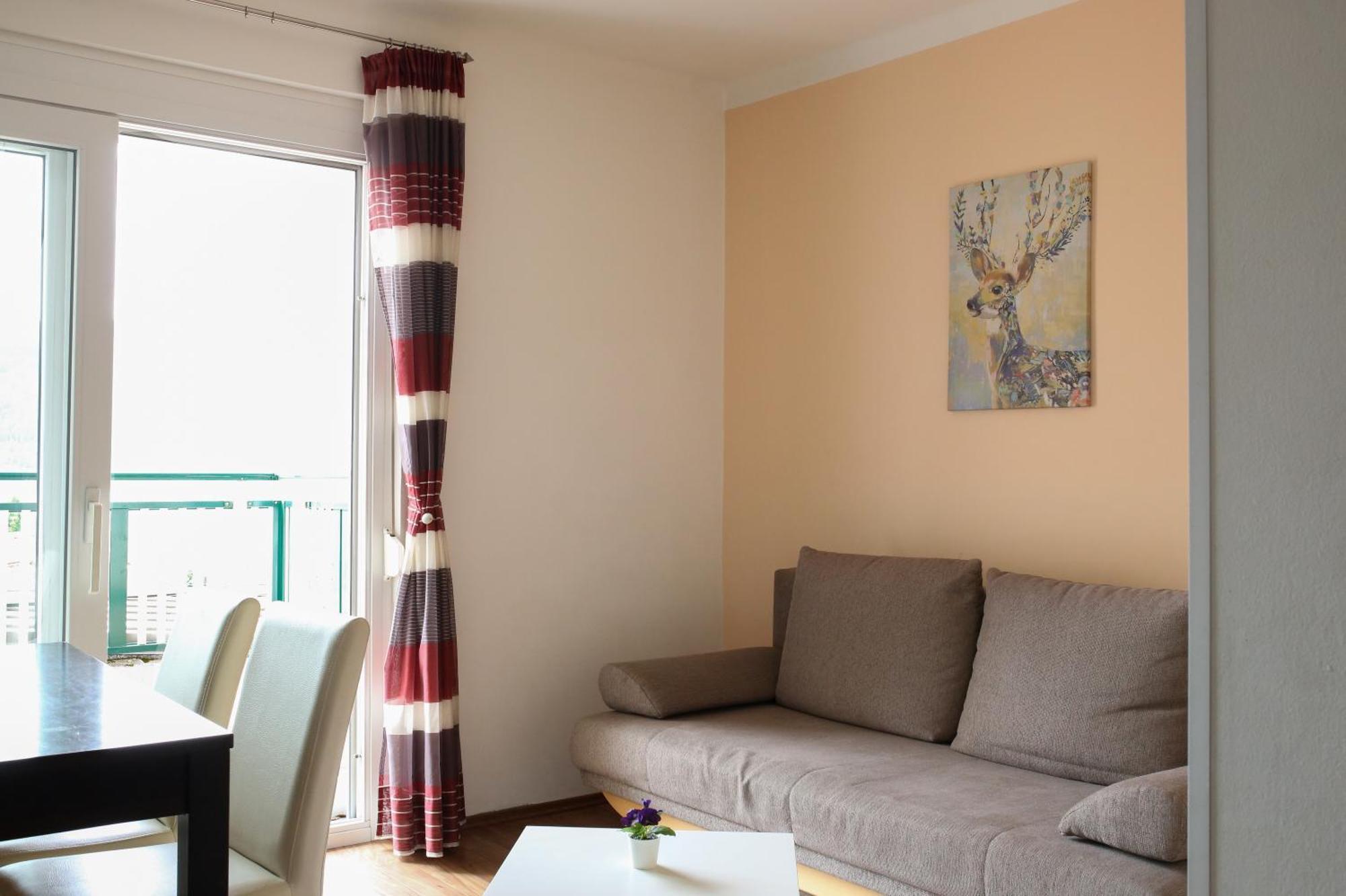 Self-Check In Apartmenthotel Seeglueck Пёрчах-ам-Вёртерзе Экстерьер фото